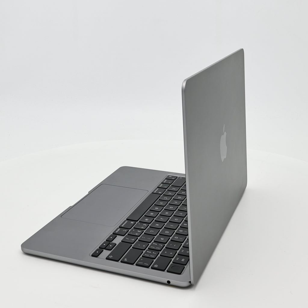 95新 Apple MacBook Air 22年 13寸 M2（8+8核） 8G RAM 256G SSD 深空灰色