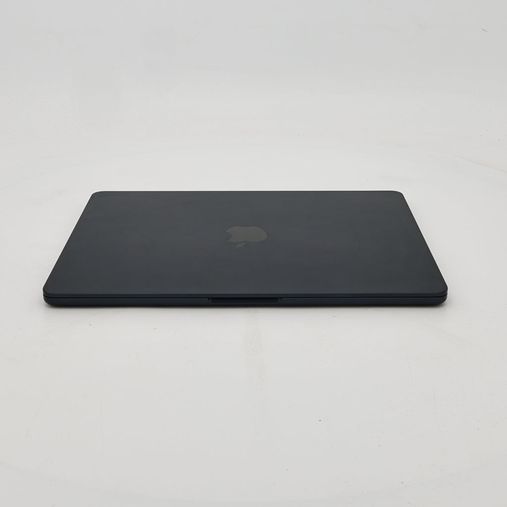 95新 Apple MacBook Air 22年 13寸 M2（8+10核） 8G RAM 512G SSD 午夜色