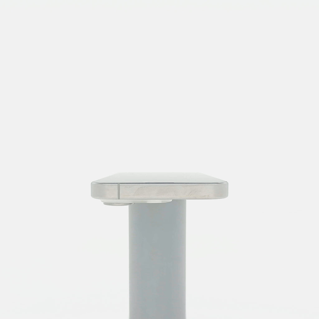 95新 Apple iPhone 15 Pro 256G 白色鈦金屬 中國大陸版