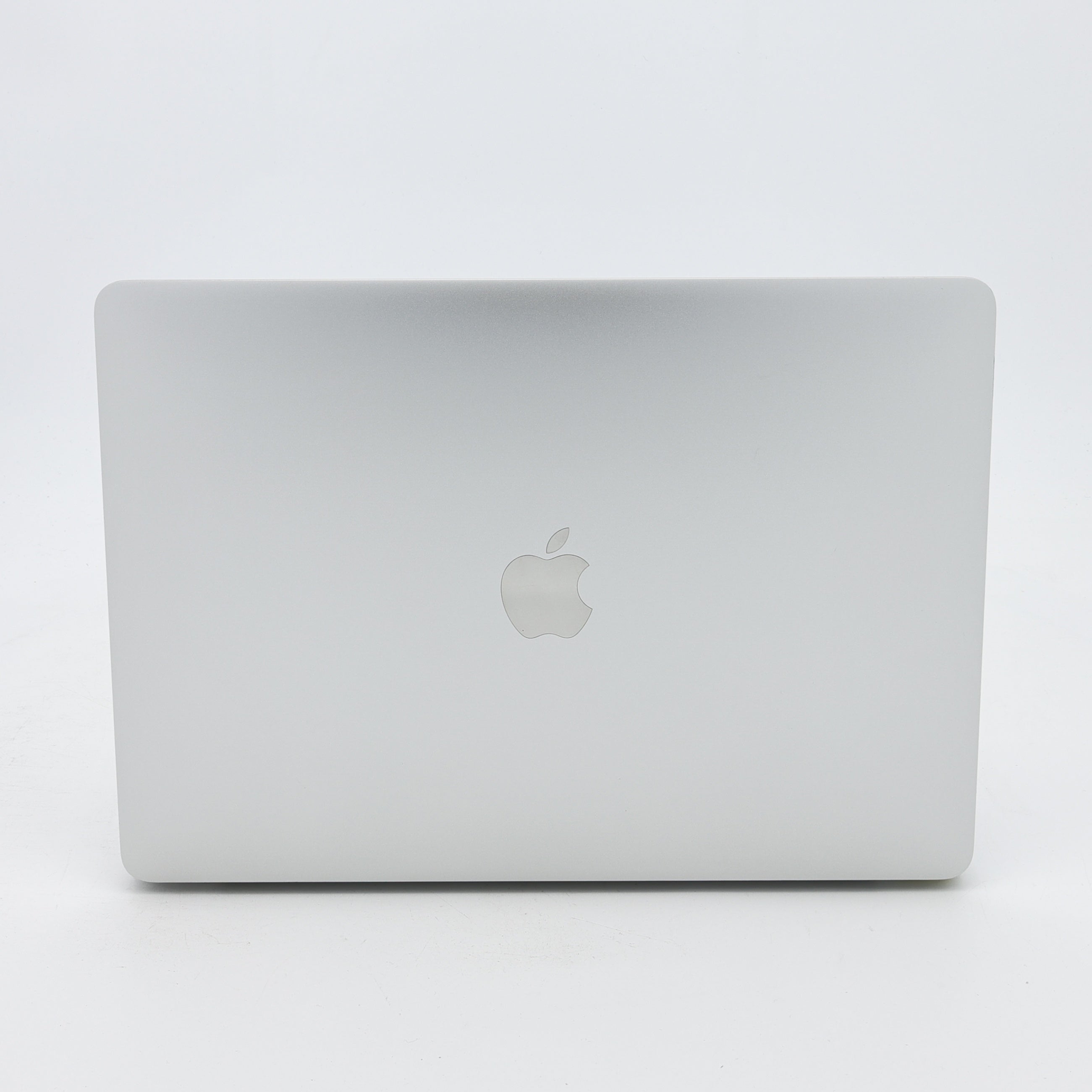 95新 Apple MacBook Pro 22年 13寸 M2（8+10核） 8G RAM 512G SSD 銀色