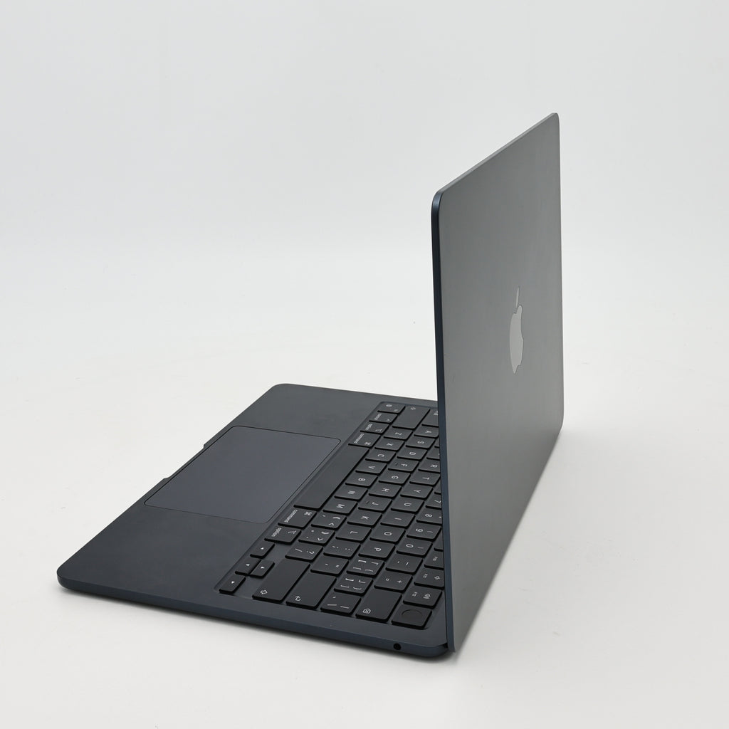 99新 Apple MacBook Air 22年 13寸 M2（8+8核） 8G RAM 256G SSD 午夜色
