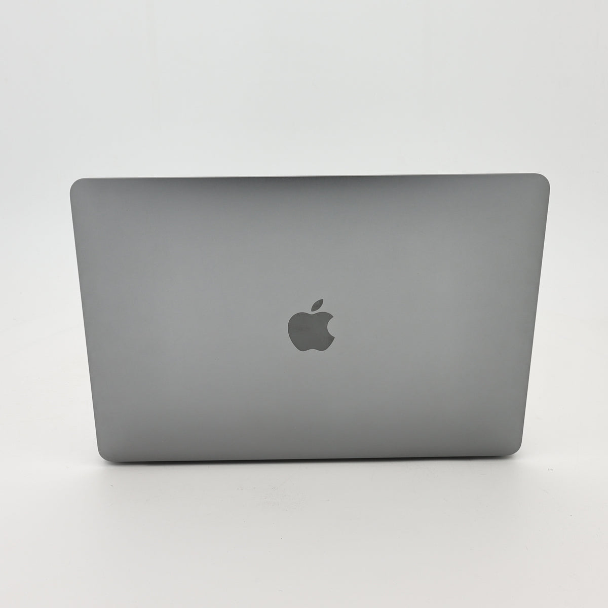 95新 Apple MacBook Pro 22年 13寸 M2（8+10核） 8G RAM 512G SSD 深空灰色