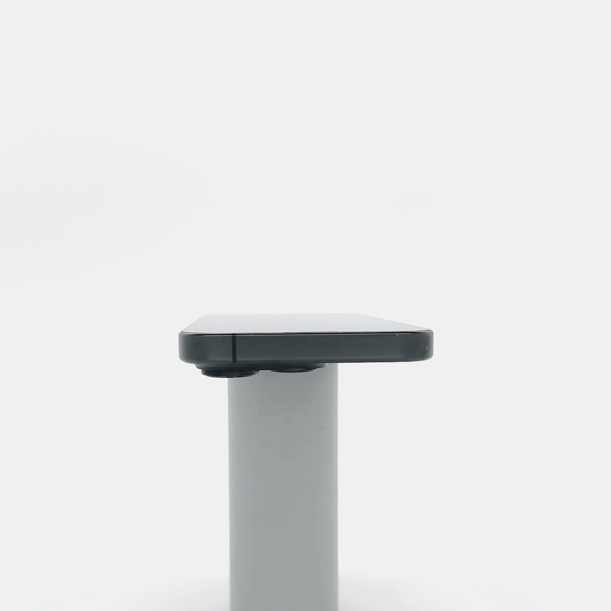 95新 Apple iPhone 16 Pro 128G 黑色鈦金屬 中國大陸版