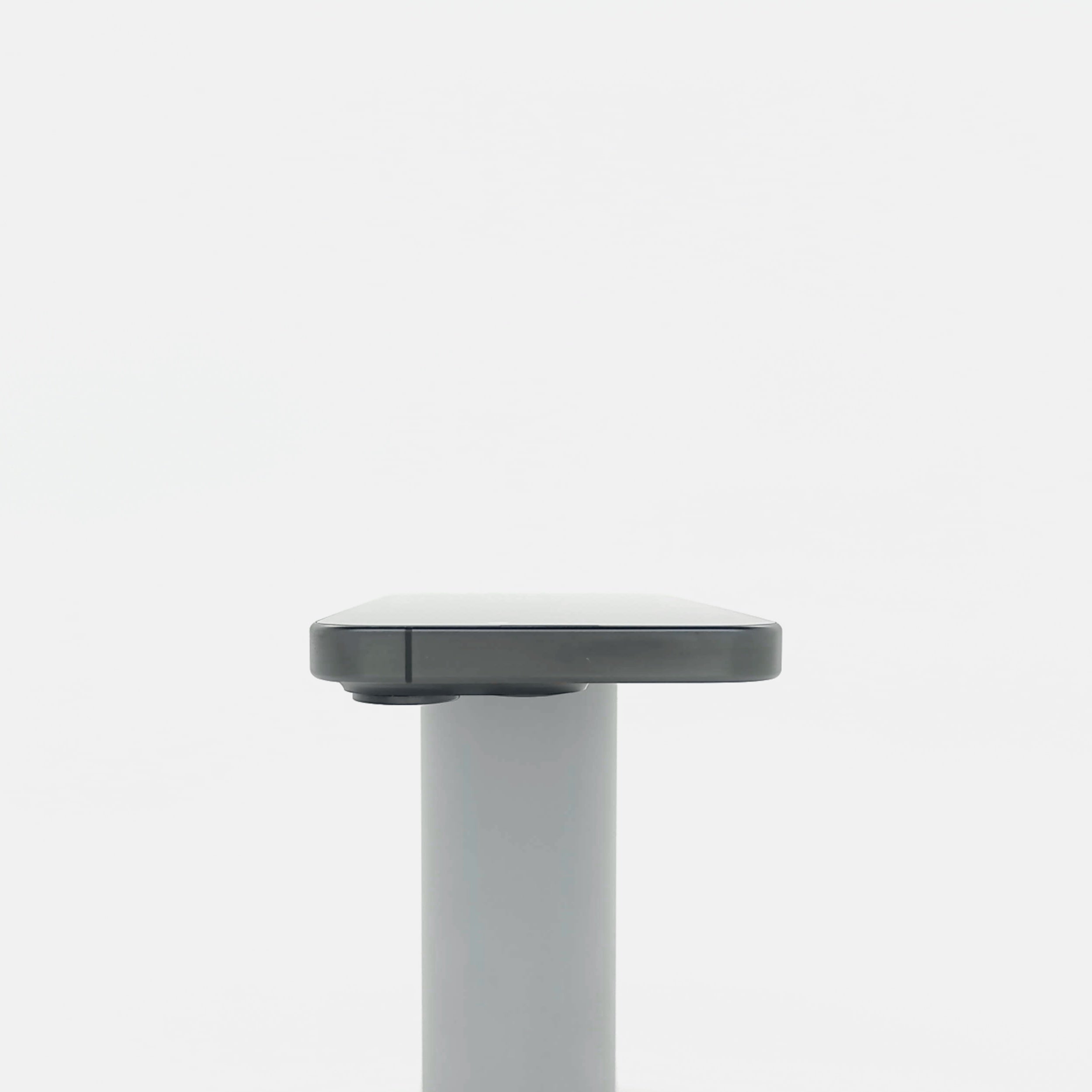 95新 Apple iPhone 15 Pro 128G 黑色鈦金屬 中國大陸版