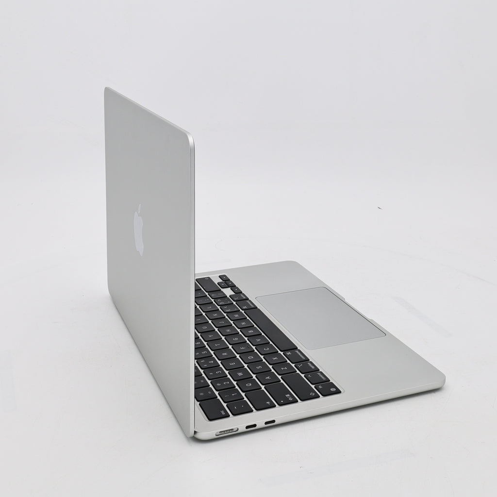 95新 Apple MacBook Air 22年 13寸 M2（8+8核） 8G RAM 512G SSD 銀色