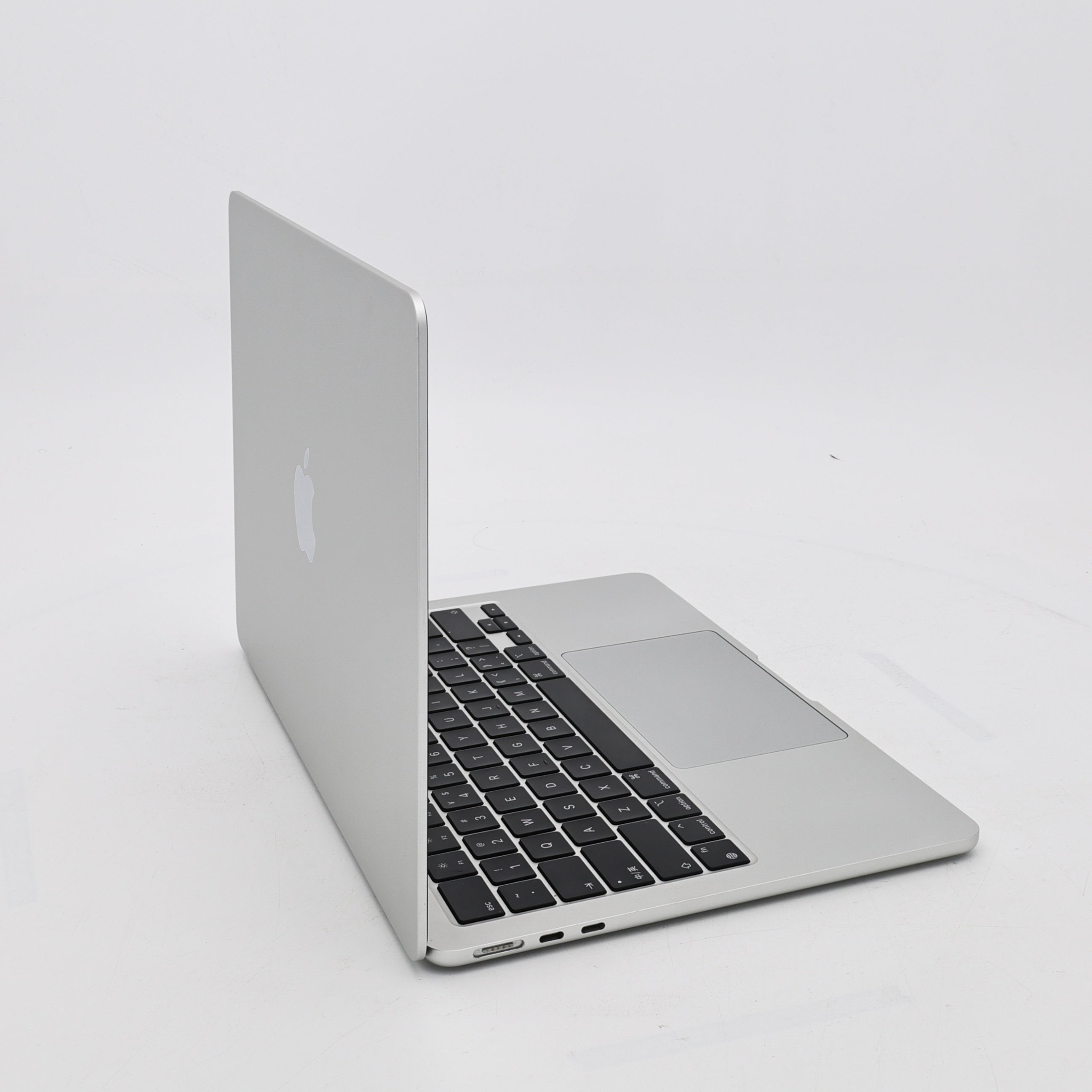 95新 Apple MacBook Air 22年 13寸 M2（8+8核） 8G RAM 512G SSD 銀色