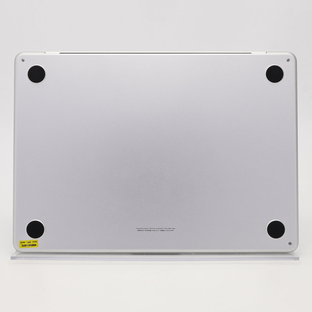 95新 Apple MacBook Air 22年 13寸 M2（8+8核） 8G RAM 256G SSD 銀色