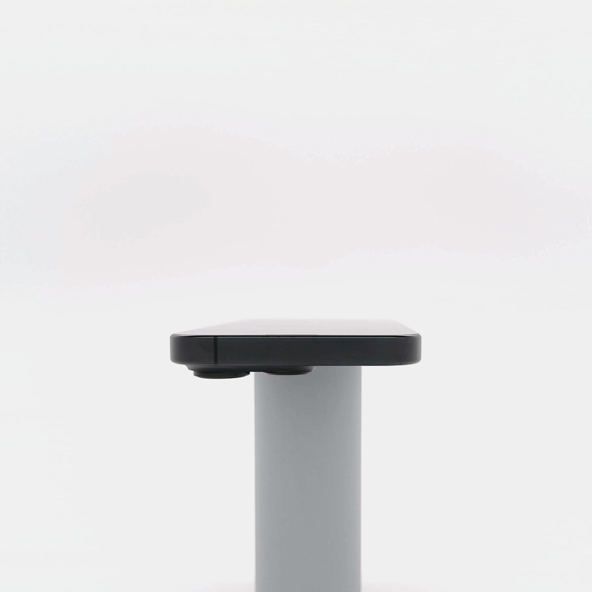 95新 Apple iPhone 16 Pro 128G 黑色鈦金屬 中國大陸版