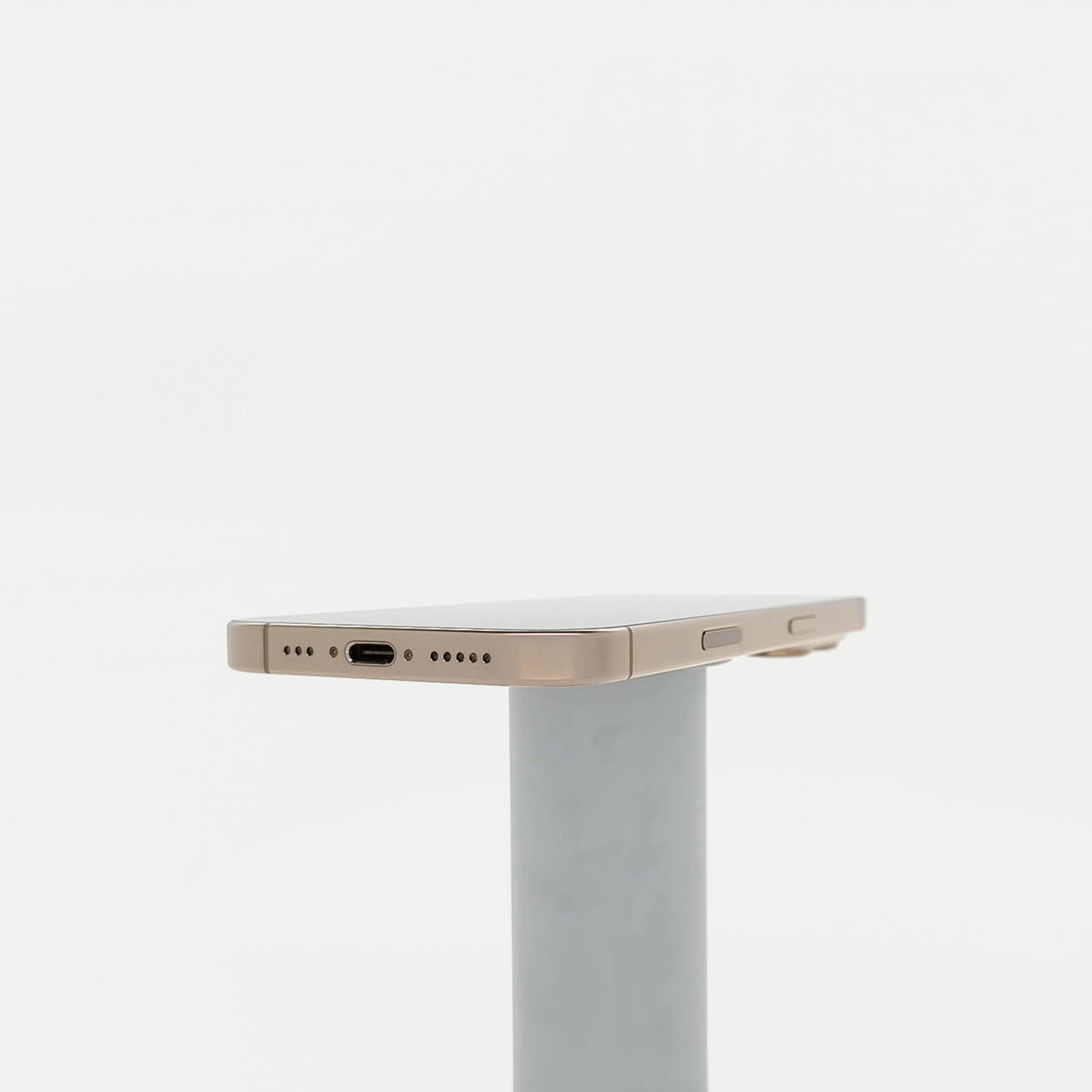95新 Apple iPhone 16 Pro 128G 沙漠色鈦金屬 中國大陸版