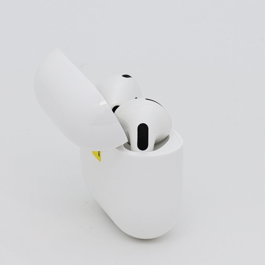 99新 Apple AirPods 4 (不支持主動降噪) 白色