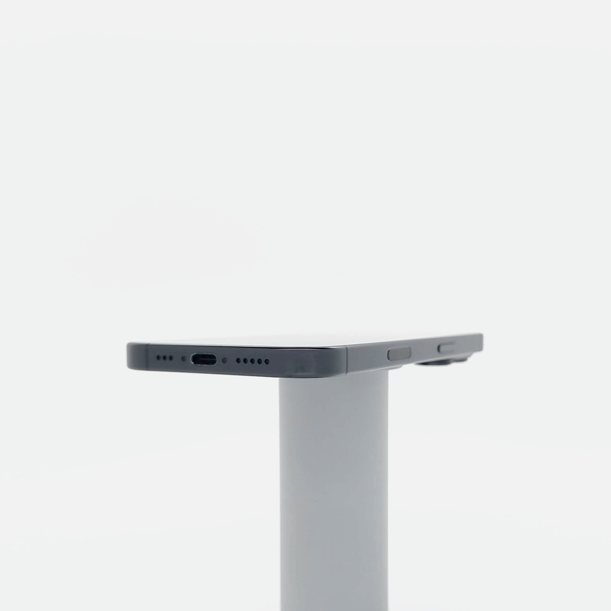 95新 Apple iPhone 16 Pro 128G 黑色鈦金屬 中國大陸版