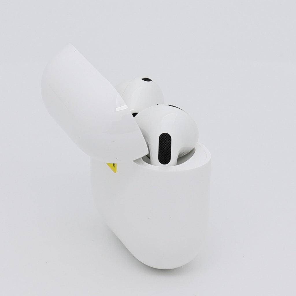 99新 Apple AirPods 5 白色