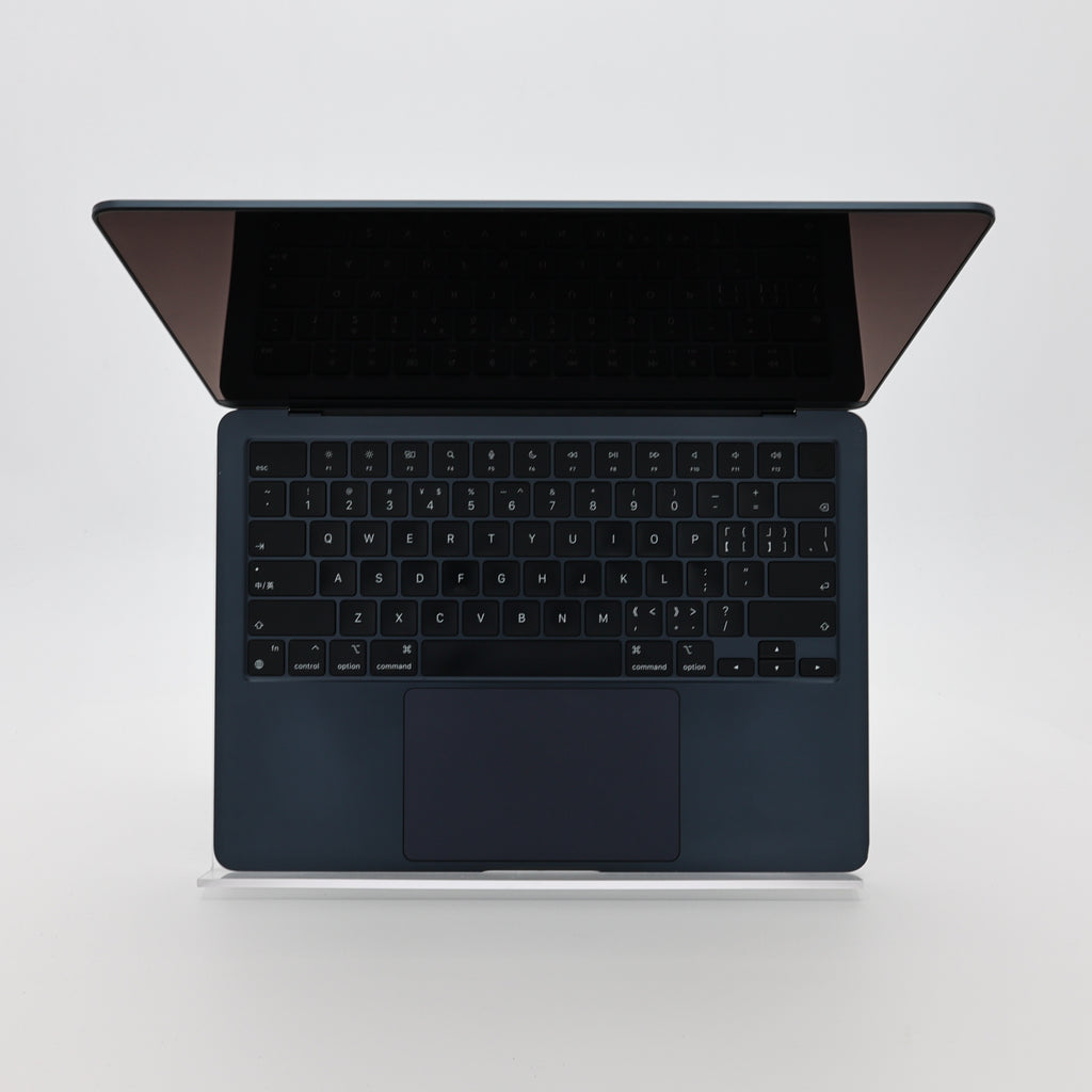 95新 Apple MacBook Air 22年 13寸 M2（8+8核） 8G RAM 256G SSD 午夜色