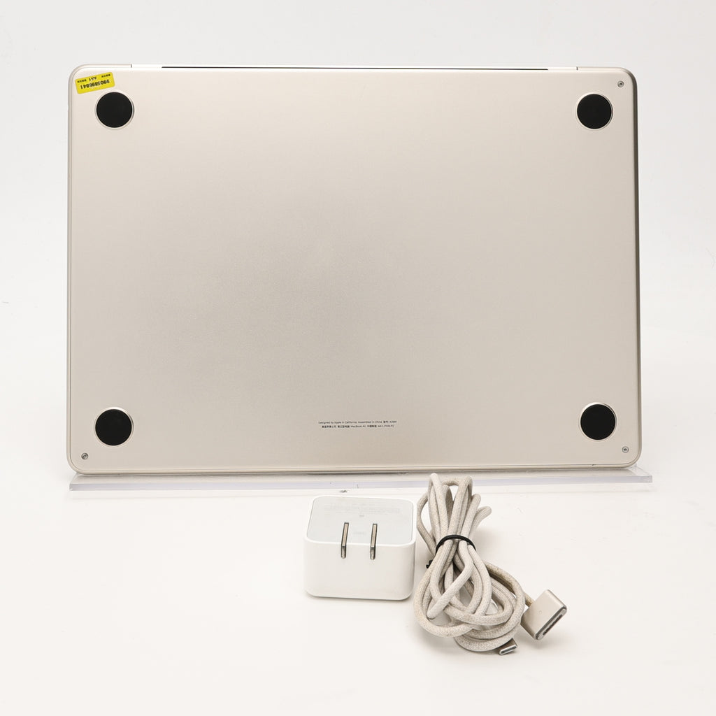 95新 Apple MacBook Air 22年 13寸 M2（8+10核） 8G RAM 512G SSD 星光色