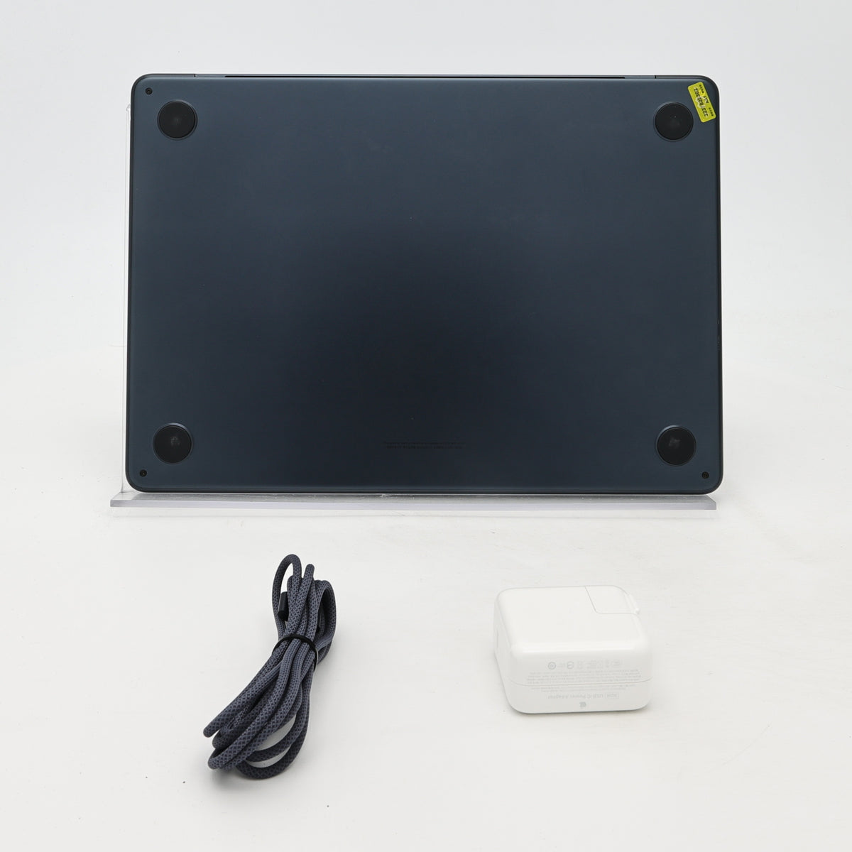 99新 Apple MacBook Air 24年 13寸 M3（8+8核） 8G RAM 256G SSD 午夜色