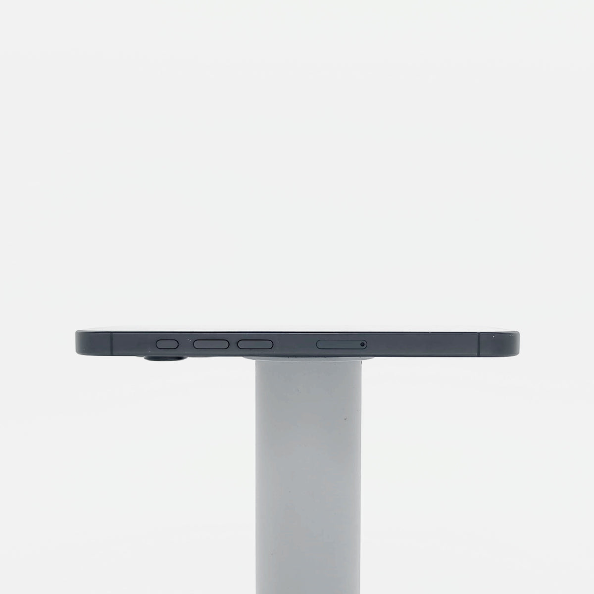 95新 Apple iPhone 16 Pro 128G 黑色鈦金屬 中國大陸版