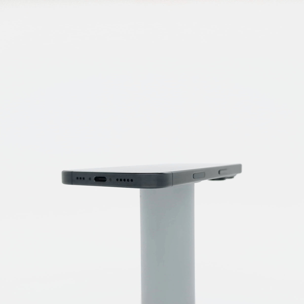 95新 Apple iPhone 16 Pro 256G 黑色鈦金屬 中國大陸版