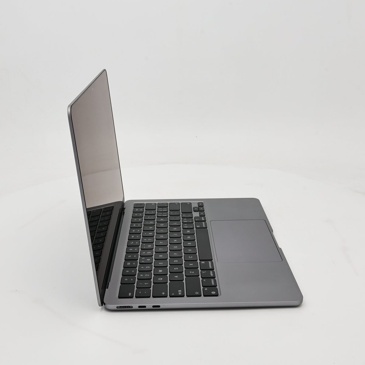 95新 Apple MacBook Air 22年 13寸 M2（8+8核） 16G RAM 256G SSD 深空灰色