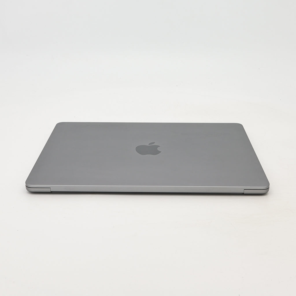 95新 Apple MacBook Air 22年 13寸 M2（8+8核） 8G RAM 256G SSD 深空灰色