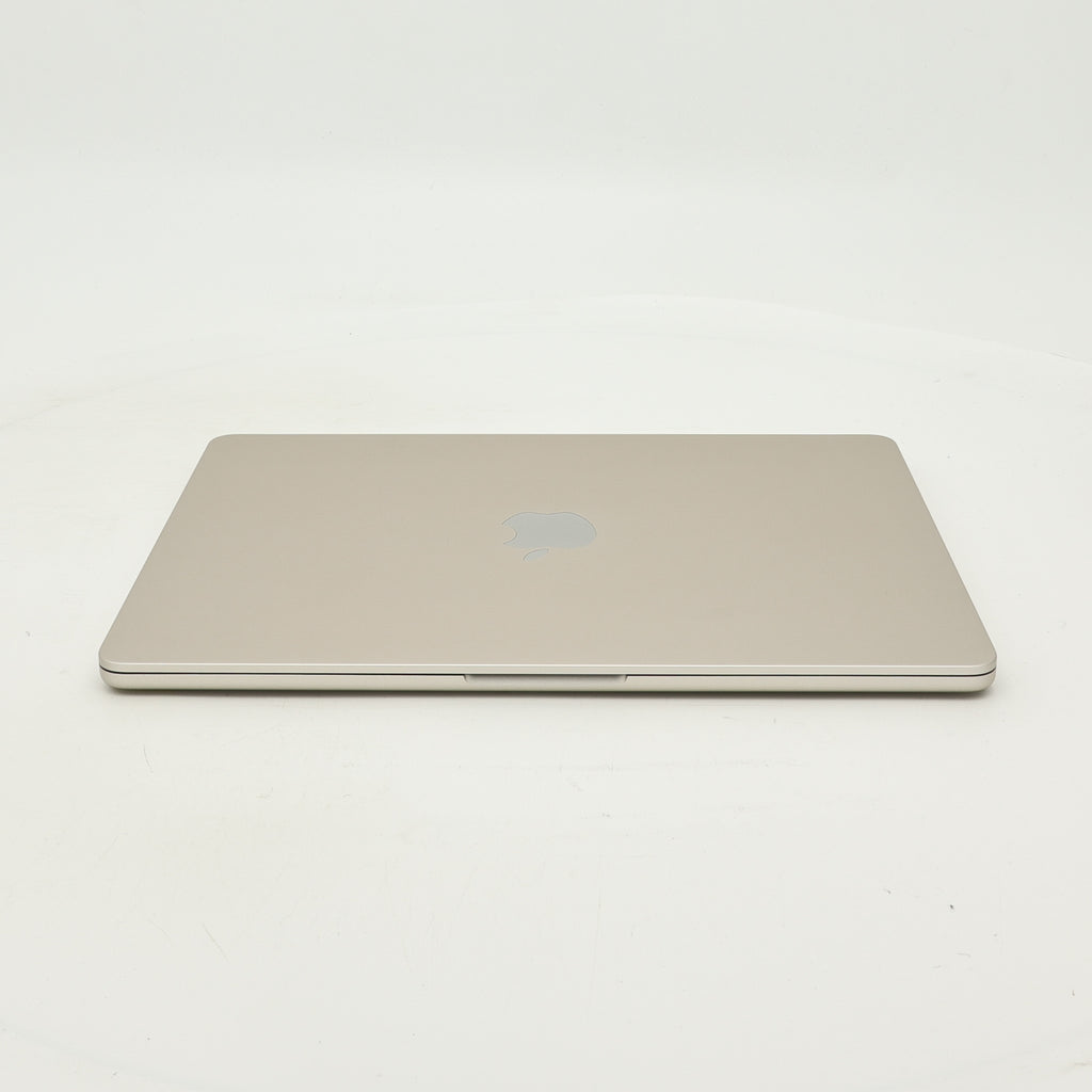 95新 Apple MacBook Air 24年 13寸 M3（8+10核） 8G RAM 512G SSD 星光色