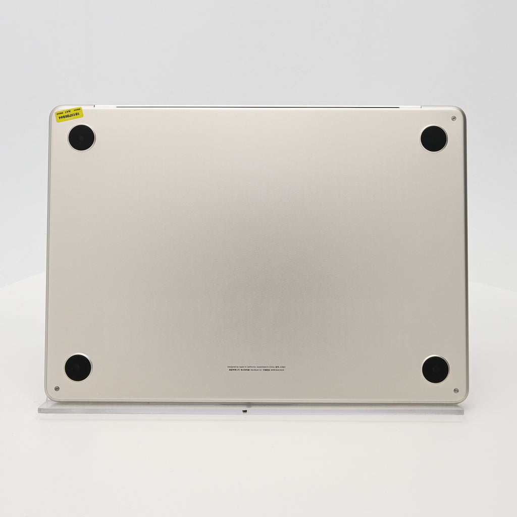 95新 Apple MacBook Air 22年 13寸 M2（8+8核） 8G RAM 256G SSD 星光色