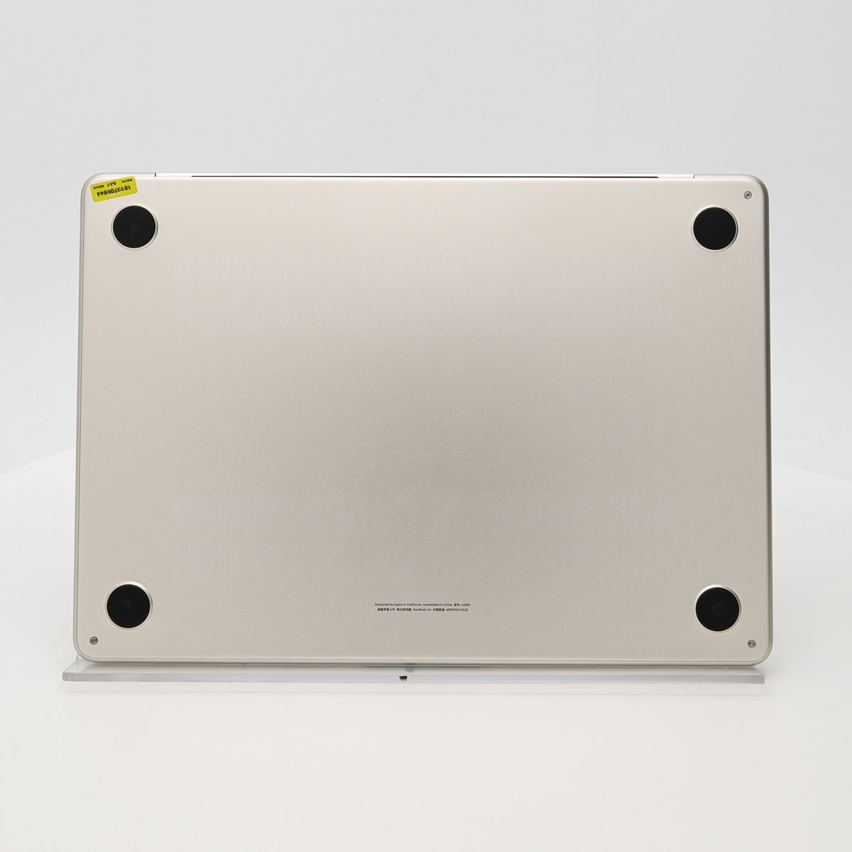 95新 Apple MacBook Air 22年 13寸 M2（8+8核） 8G RAM 256G SSD 星光色