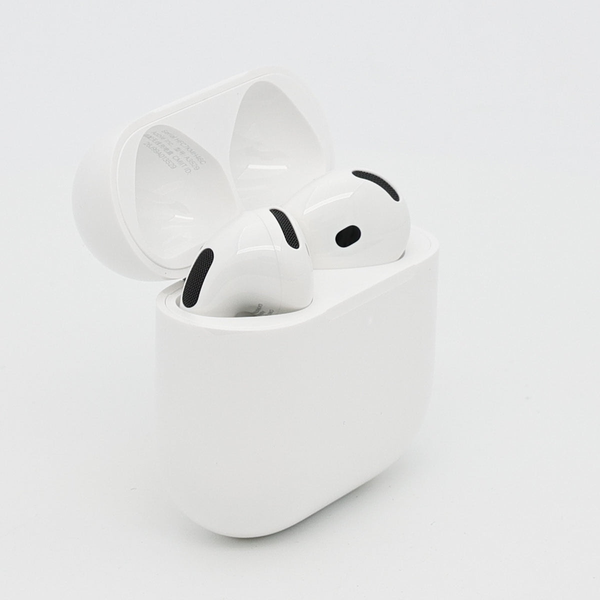 99新 Apple AirPods 5 白色