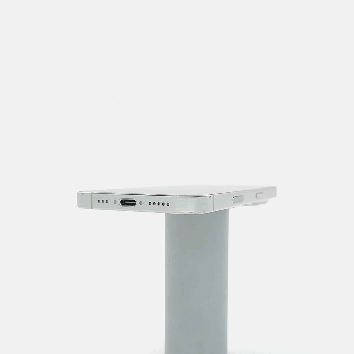 95新 Apple iPhone 16 Pro 128G 白色鈦金屬 中國大陸版