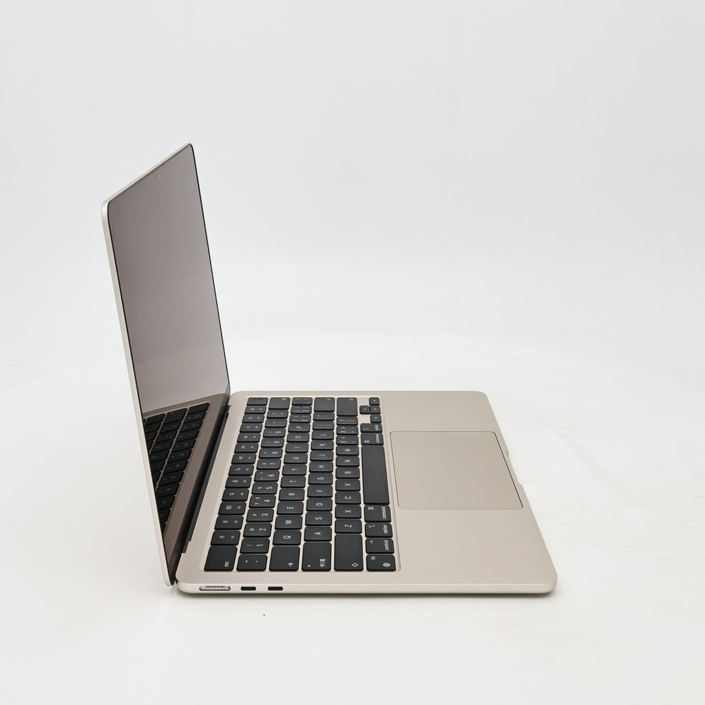 95新 Apple MacBook Air 22年 13寸 M2（8+8核） 16G RAM 256G SSD 星光色