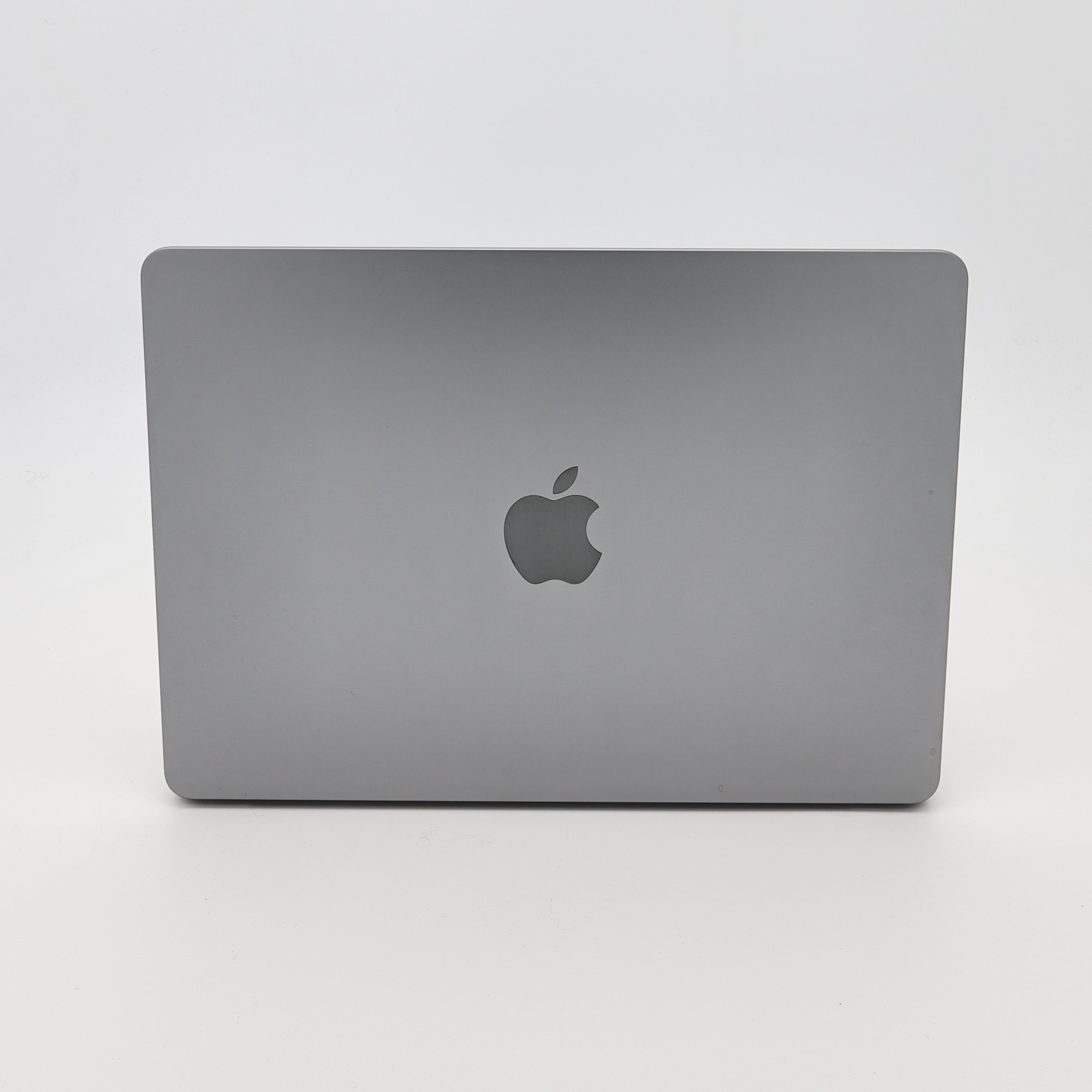 95新 Apple MacBook Air 22年 13寸 M2（8+8核） 8G RAM 256G SSD 深空灰色