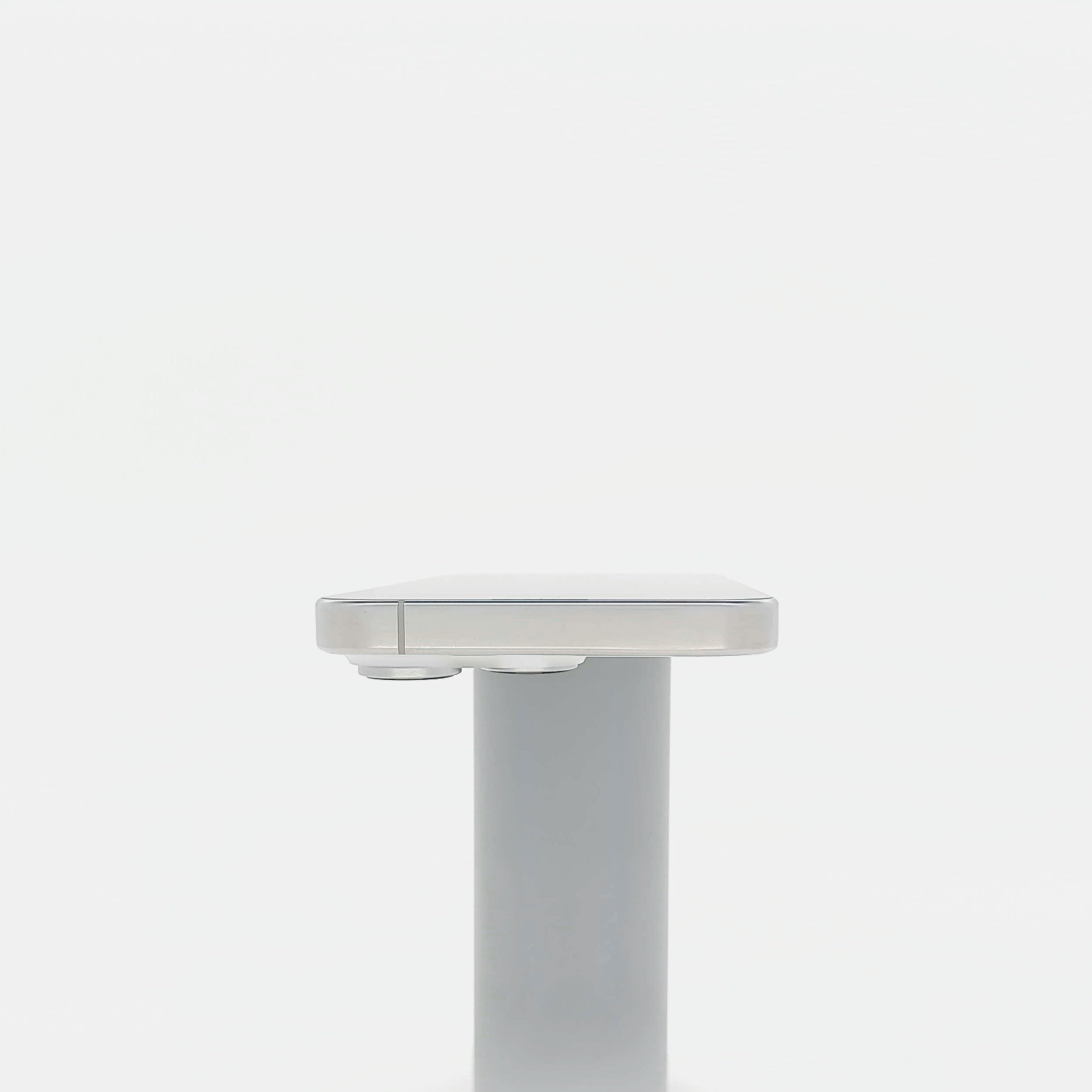 95新 Apple iPhone 16 Pro 128G 白色鈦金屬 中國大陸版
