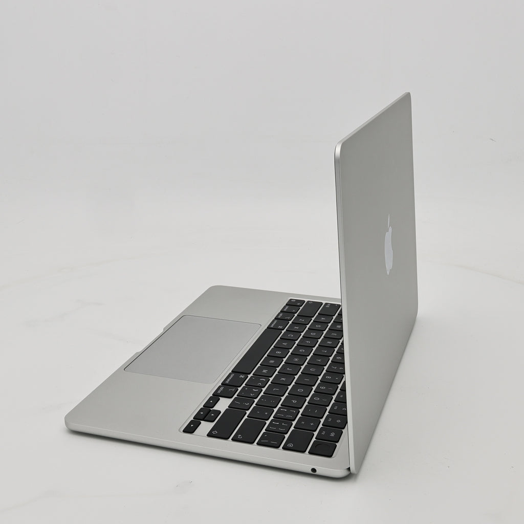 99新 Apple MacBook Air 22年 13寸 M2（8+10核） 8G RAM 512G SSD 銀色