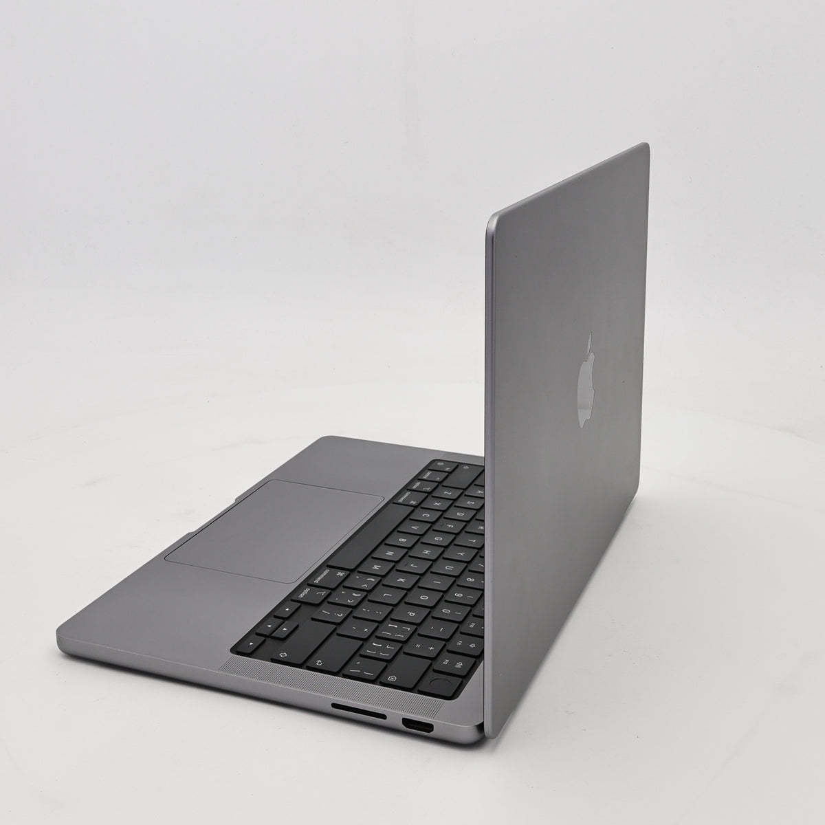 95新 Apple MacBook Pro 23年 14寸 M3（8+10核） 8G RAM 512G SSD 深空灰色
