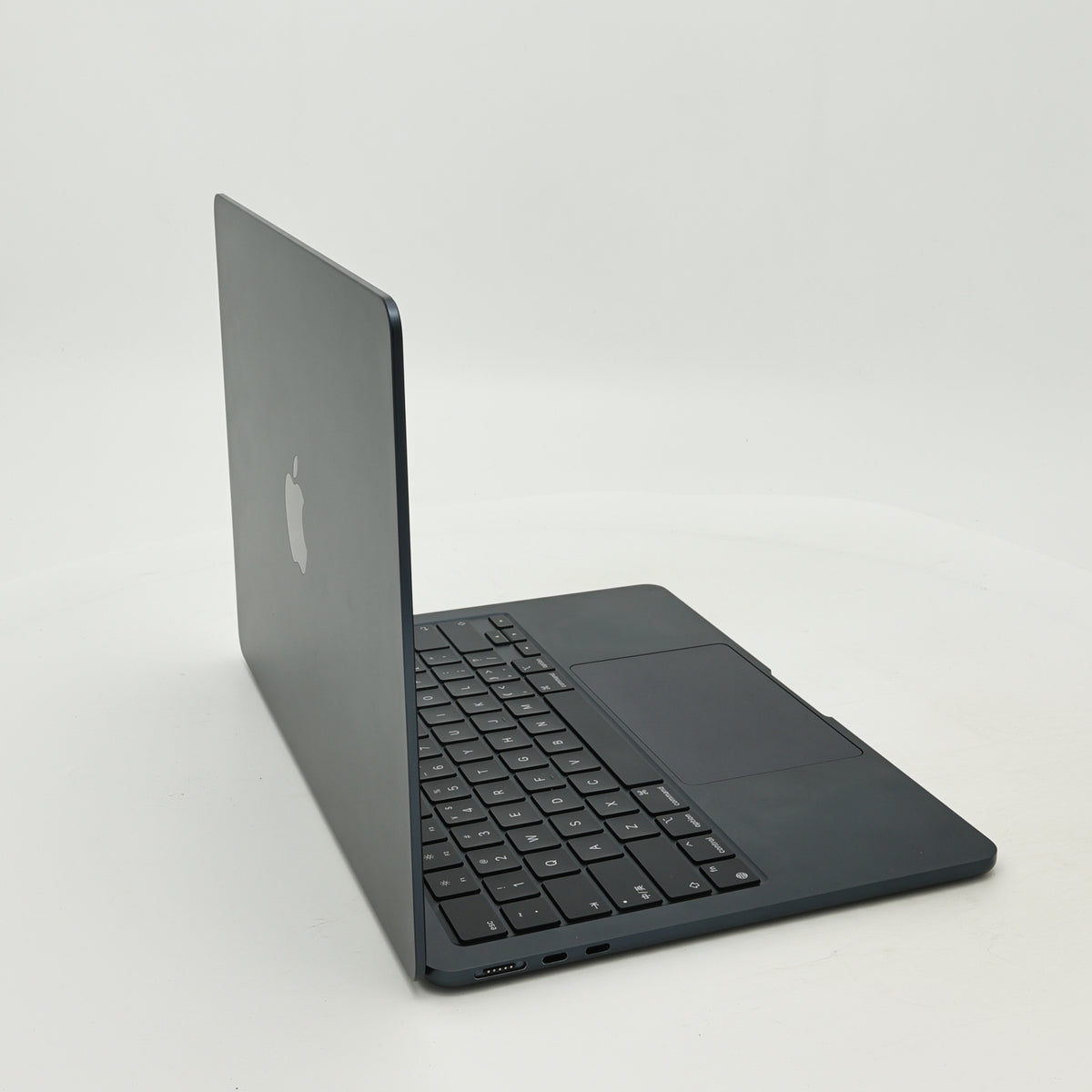 95新 Apple MacBook Air 24年 13寸 M3（8+10核） 8G RAM 512G SSD 午夜色