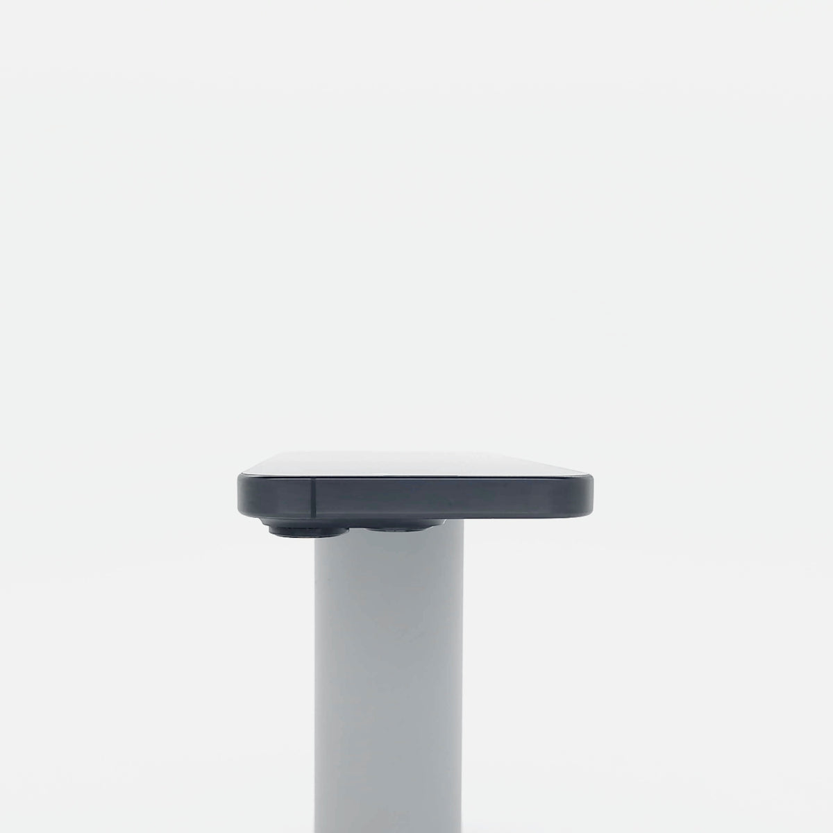 95新 Apple iPhone 16 Pro 128G 黑色鈦金屬 中國大陸版
