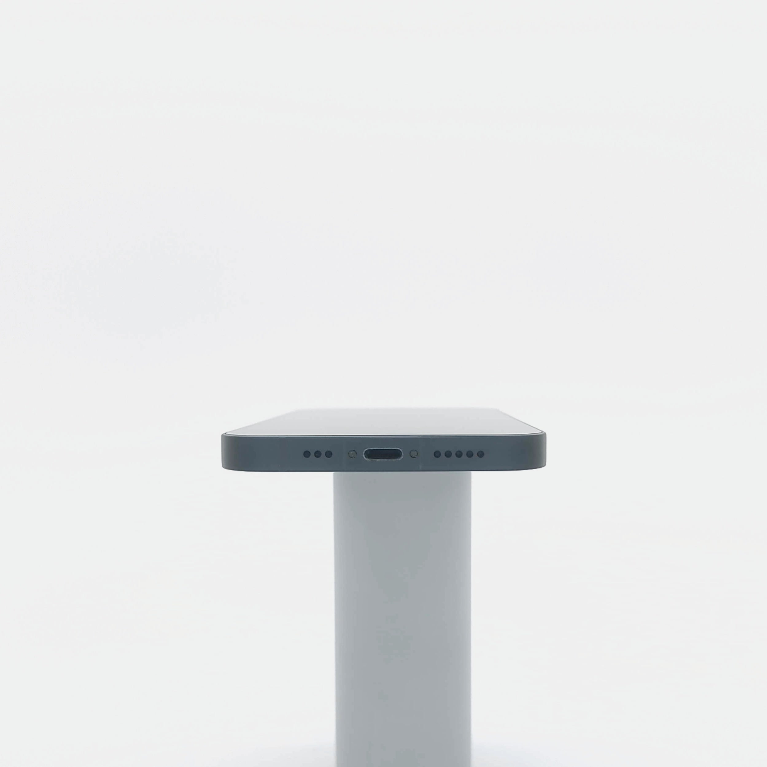 95新 Apple iPhone 13 128G 午夜色 中國大陸版