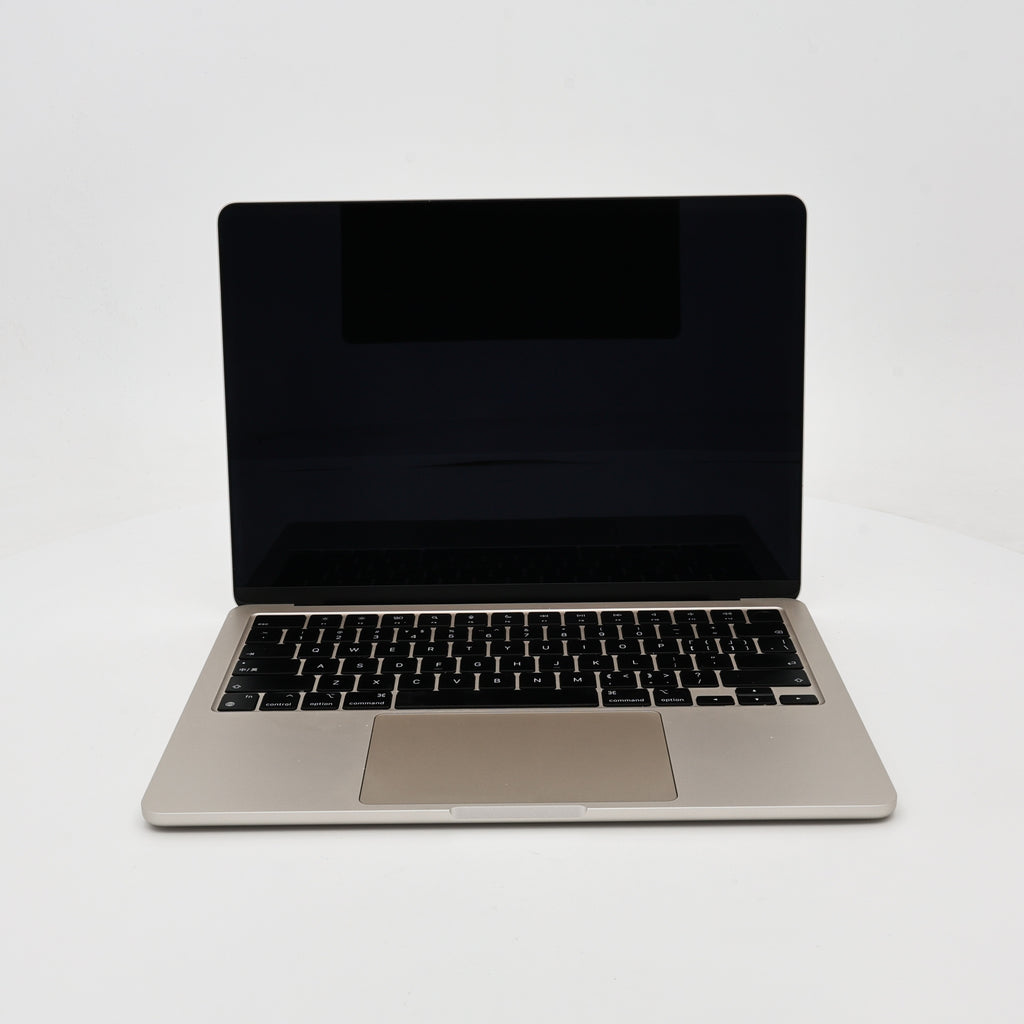 95新 Apple MacBook Air 22年 13寸 M2（8+8核） 8G RAM 256G SSD 星光色