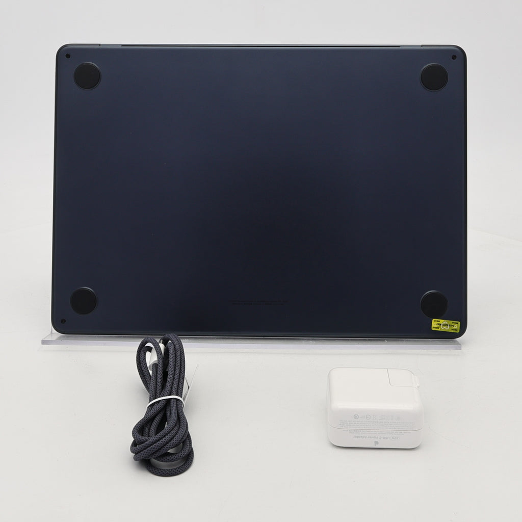 99新 Apple MacBook Air 22年 13寸 M2（8+8核） 8G RAM 256G SSD 午夜色