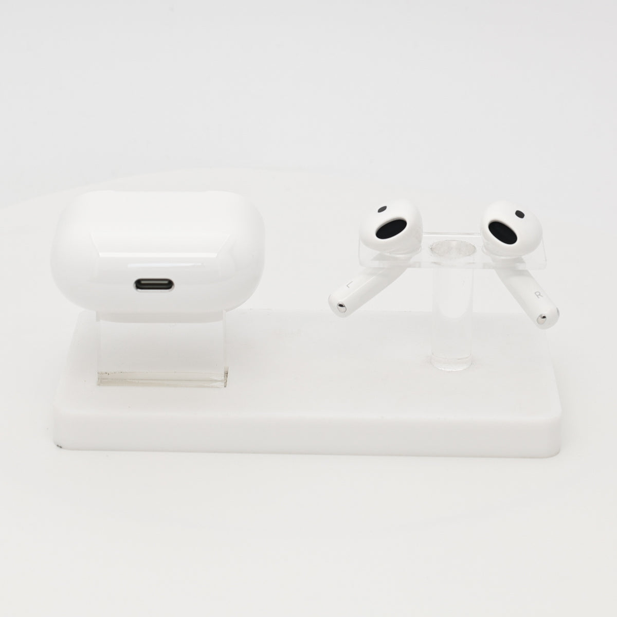 99新 Apple AirPods 5 白色