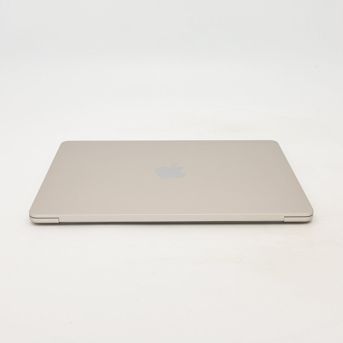 95新 Apple MacBook Air 22年 13寸 M2（8+10核） 8G RAM 512G SSD 星光色
