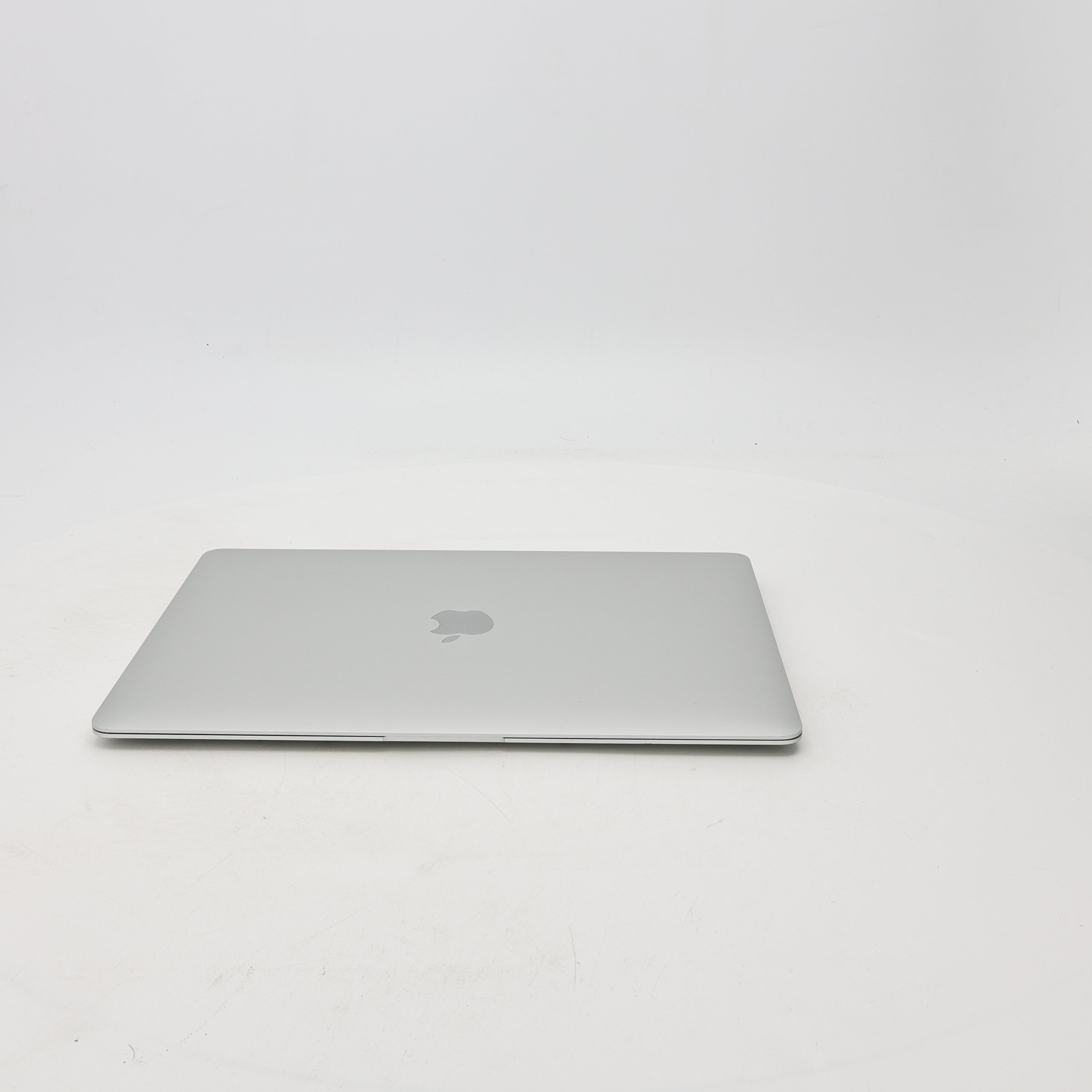 95新 Apple MacBook Air 20年 13寸 i3 1.1G 8G RAM 256G SSD 銀色