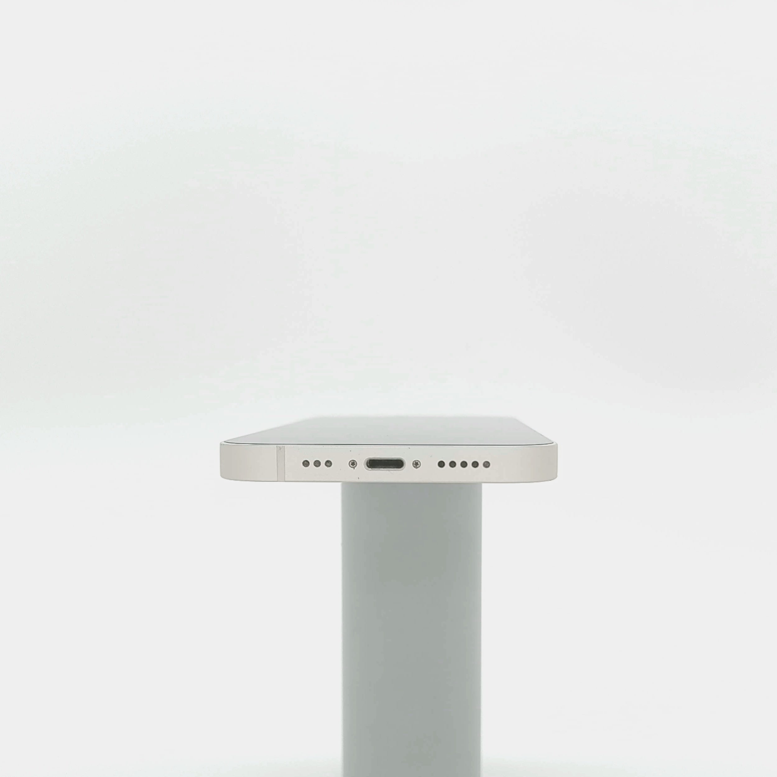 95新 Apple iPhone 13 128G 星光色 中國大陸版