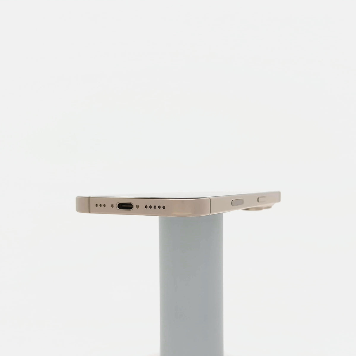 95新 Apple iPhone 16 Pro 128G 沙漠色鈦金屬 中國大陸版