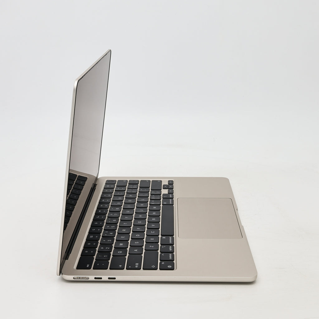 95新 Apple MacBook Air 22年 13寸 M2（8+8核） 8G RAM 256G SSD 星光色