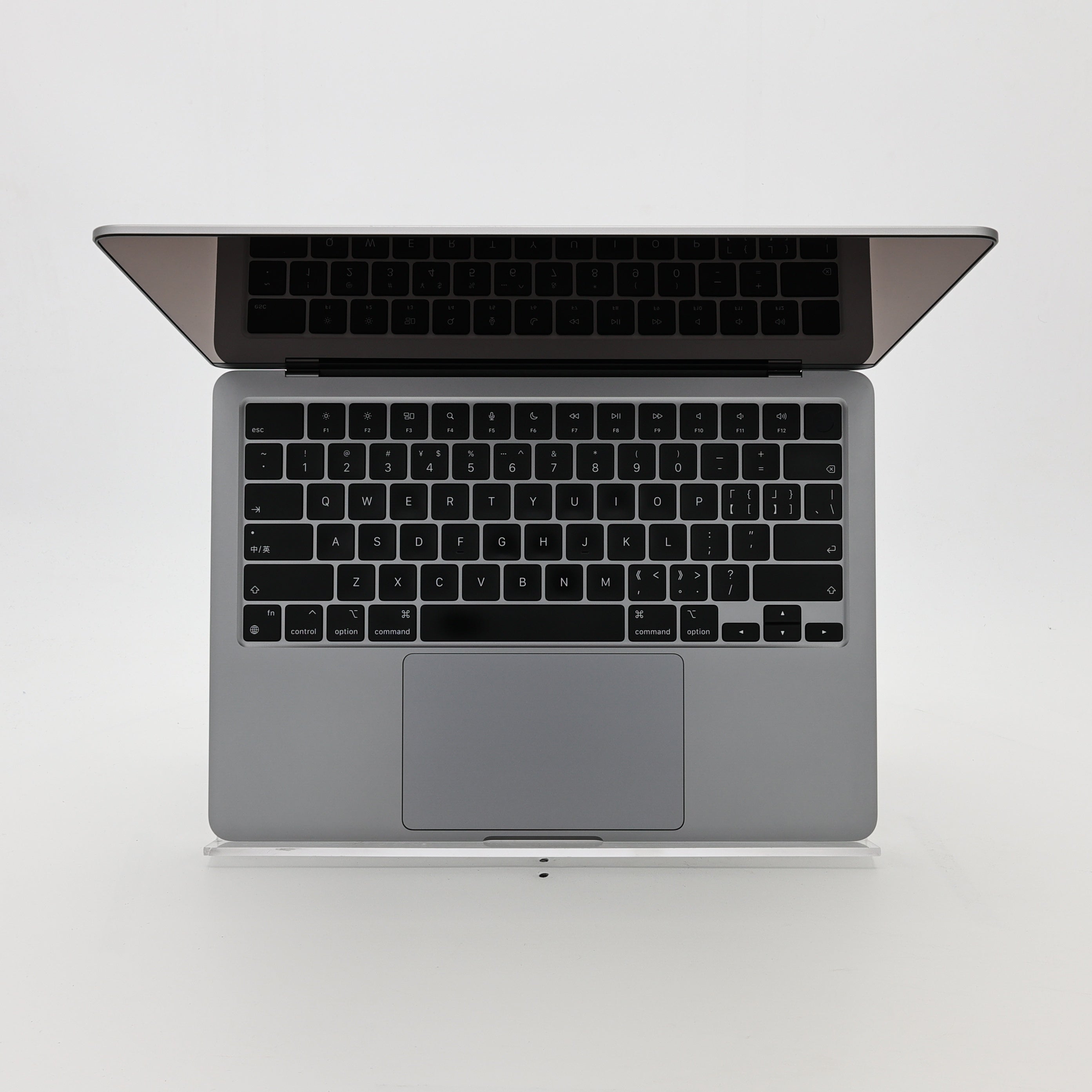 95新 Apple MacBook Air 22年 13寸 M2（8+8核） 8G RAM 256G SSD 深空灰色