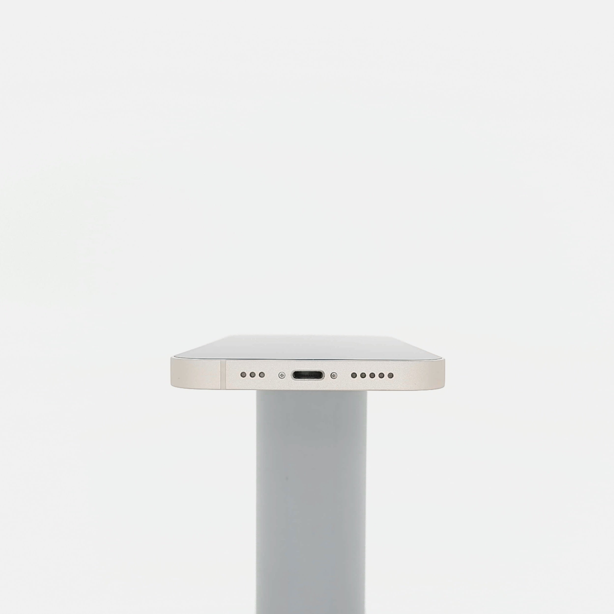 95新 Apple iPhone 13 128G 星光色 中國大陸版