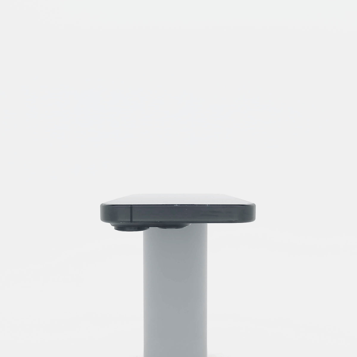 95新 Apple iPhone 16 Pro 128G 黑色鈦金屬 中國大陸版