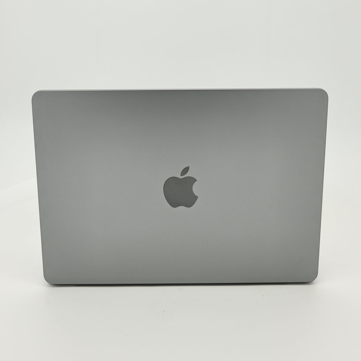 99新 Apple MacBook Air 22年 13寸 M2（8+10核） 8G RAM 512G SSD 深空灰色