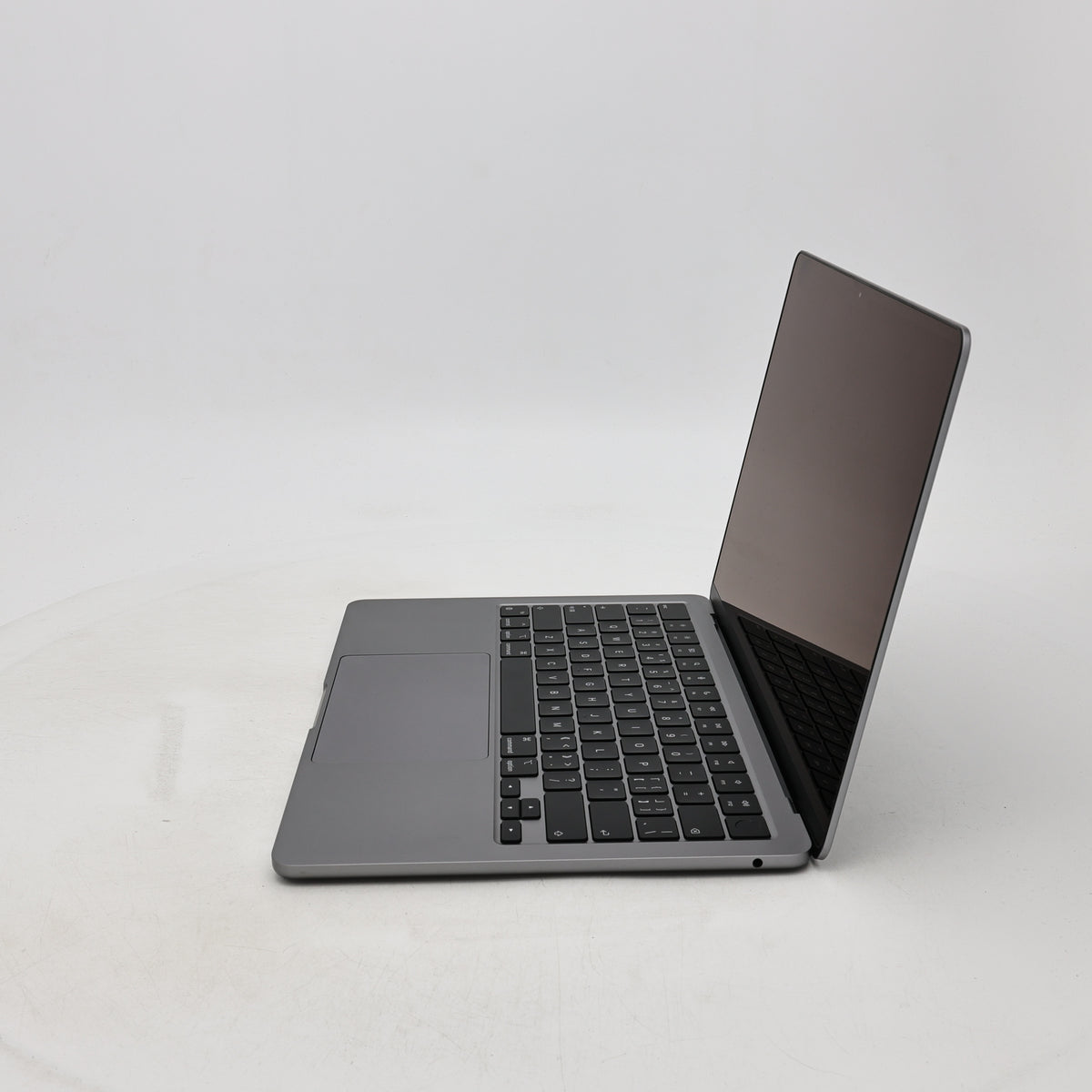 99新 Apple MacBook Air 22年 13寸 M2（8+8核） 8G RAM 256G SSD 深空灰色