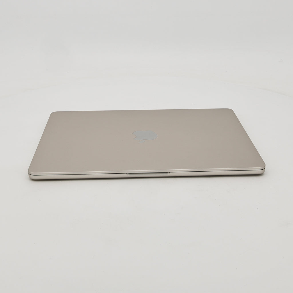 95新 Apple MacBook Air 22年 13寸 M2（8+8核） 8G RAM 256G SSD 星光色